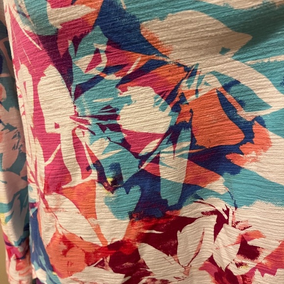 TALBOTS UPF 50+ SLUB TERRY COLORFUL FLORAL SWEATSHIRT, size XL - Picture 3 of 7